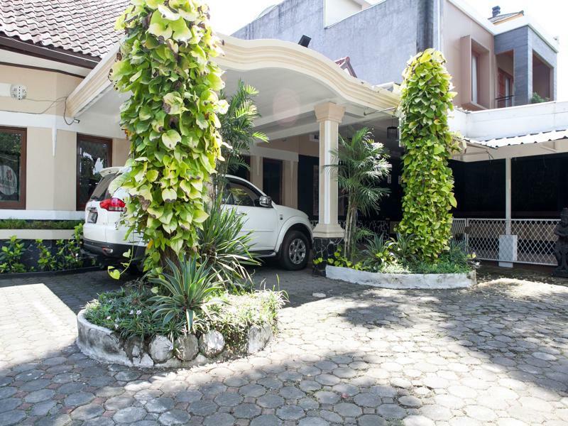 Hotel O Bandung Near Stadion Siliwangi Formerly The Ethnic Hotel Bandung Exteriér fotografie