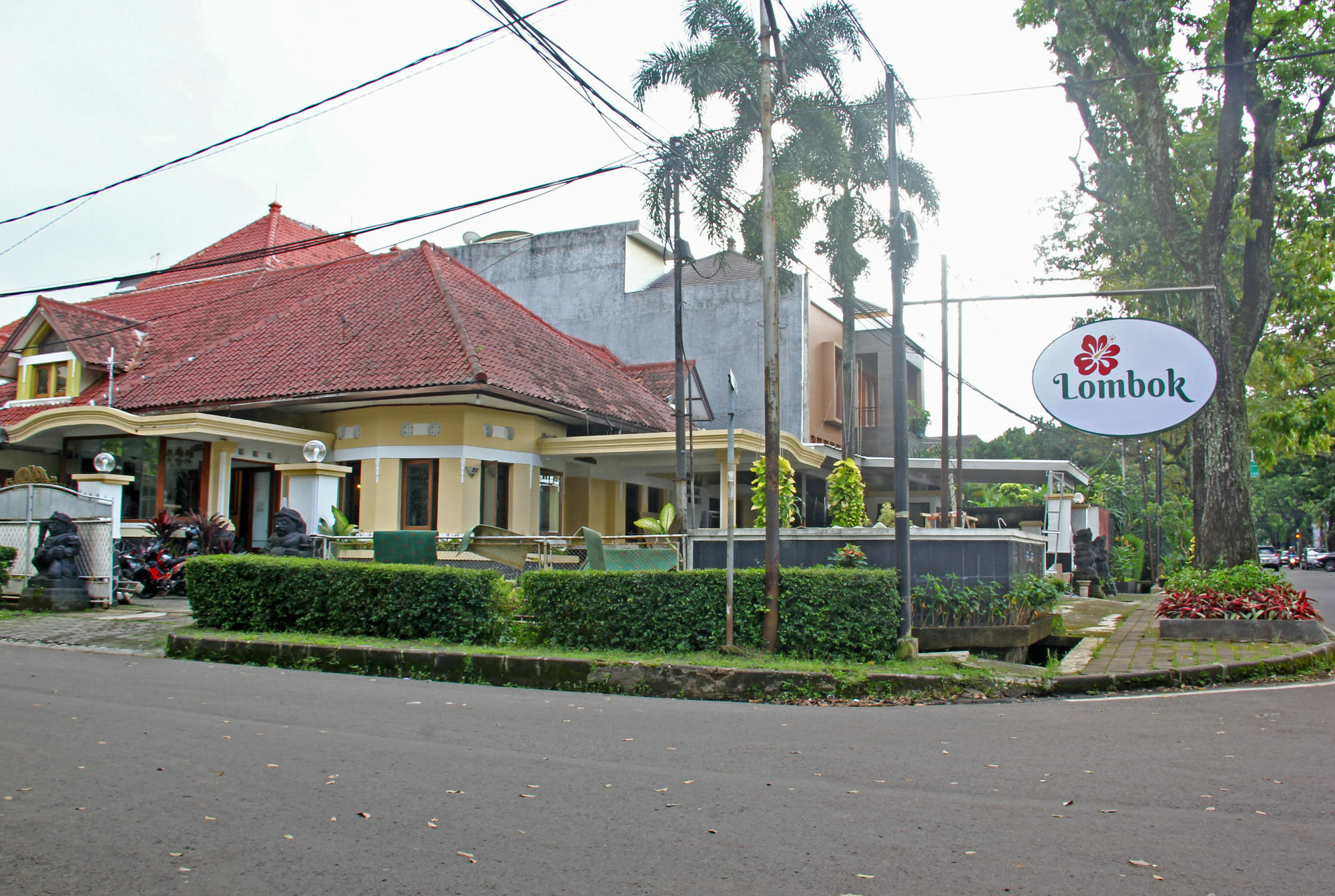 Hotel O Bandung Near Stadion Siliwangi Formerly The Ethnic Hotel Bandung Exteriér fotografie